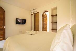 La Feliz Villa Seminyak