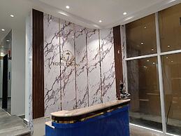 Hotel 7 Days Inn