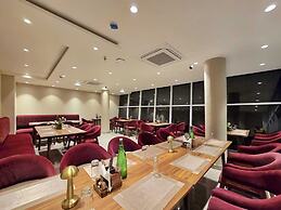 Hotel 7 Days Inn