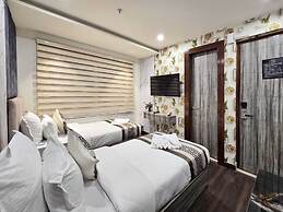 Hotel 7 Days Inn