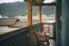 Shaxi Upstay
