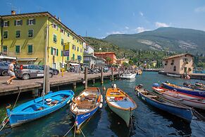 Residenza Al Lago