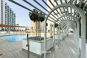 1BR Apt Near Downtown Dubai Pool Skyline Views