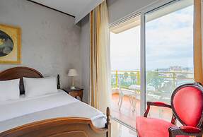 EONA BEACH RESORT by Greek Pride