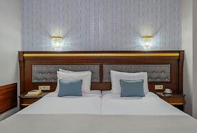 EONA BEACH RESORT by Greek Pride