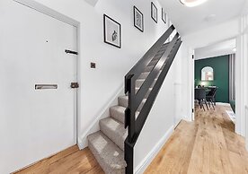 2BR Flat, Free Parking, Close to Airport & Centre