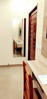 Hotel Ananda Kashi