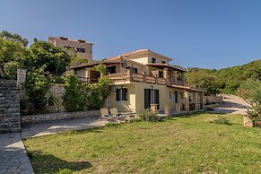 Villa Mare Studios