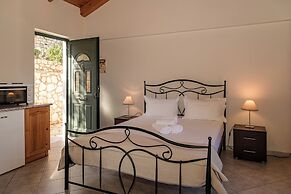 Villa Mare Studios