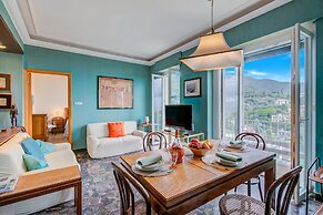 Simply Romantic Sea View