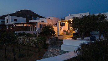 Sunset Beach House With two Bedrooms