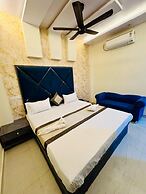 Kashvi hotels