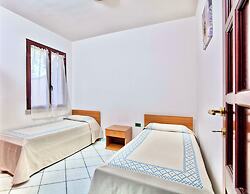 Residence with swimming pool in Ottiolu