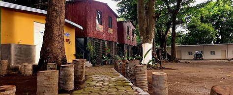 SUZAL BUNGALOW 16