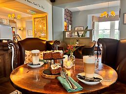The Gateway Hotel