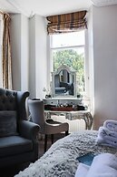 The Gateway Hotel