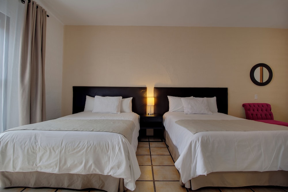 Hotel Punto 79