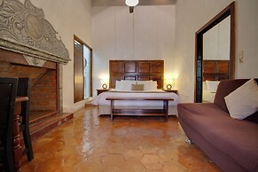 Hotel Punto 79