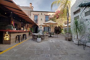 Hotel Punto 79