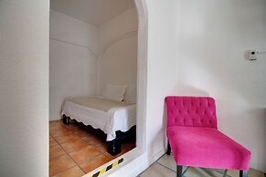 Hotel Punto 79