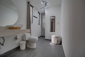 Hotel Punto 79