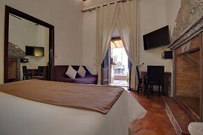 Hotel Punto 79