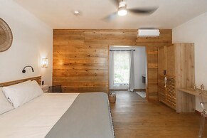 S Boutique Hotel