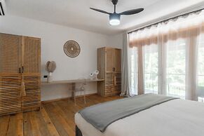 S Boutique Hotel