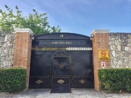 Hotel Yamilí