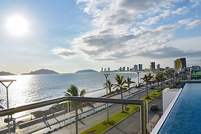 Sunset View Frent al Mar