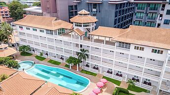 Le Palm Hotel