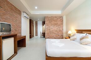 Le Palm Hotel