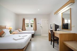 Le Palm Hotel