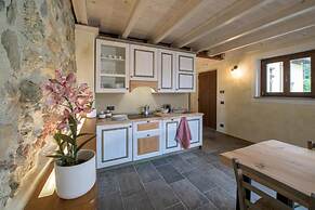 Room-charming Alessandria Apartment With