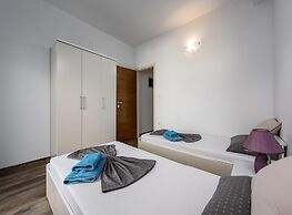 Apartment in Kukci Near Spadici Beach