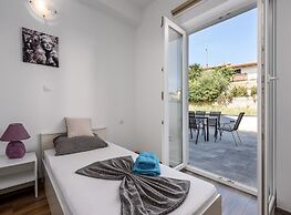 Apartment in Kukci Near Spadici Beach