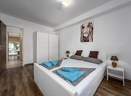 Apartment in Kukci Near Spadici Beach