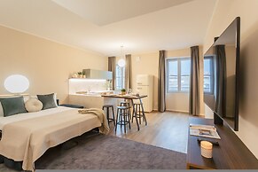 V Suite on Lake Como