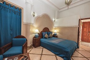 Maison Do