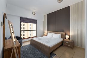 Cozy 3BR Space at JBR Beach Nearby