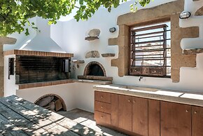 Villa Froudi