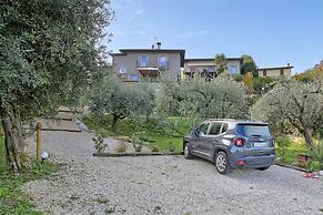 Sole Priscilla House- Terrace & parking