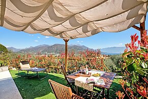 Sole Priscilla House- Terrace & parking