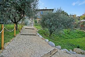 Sole Priscilla House- Terrace & parking