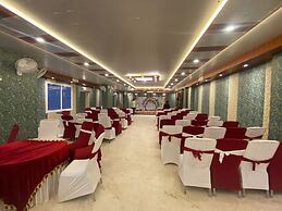 Hotel Varuna Grand