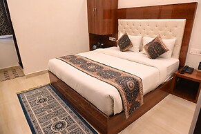Hotel Varuna Grand