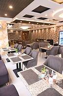 Hotel Varuna Grand