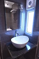 Hotel Varuna Grand