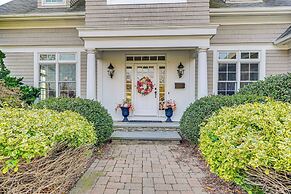 Groton Home < 1 Mi to Beach on Long Island Sound!