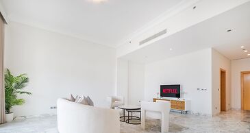 LUX The Shoreline Palm Island Penthouse